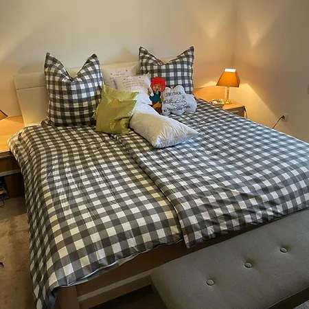 Stupa-rezi-tatika-haz Lägenhet