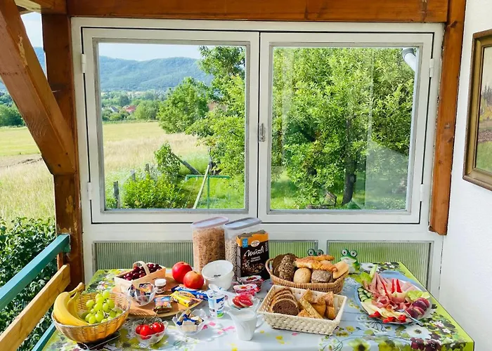 Stupa-rezi-tatika-haz