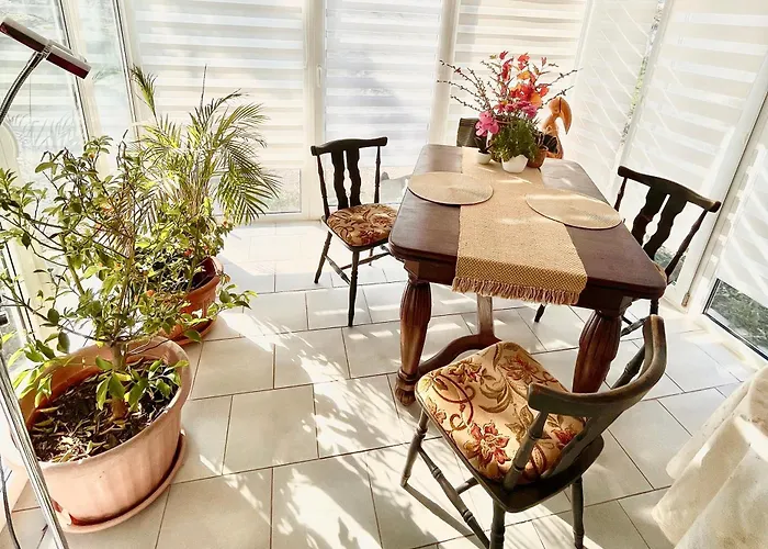 Stupa-rezi-tatika-haz 公寓 *